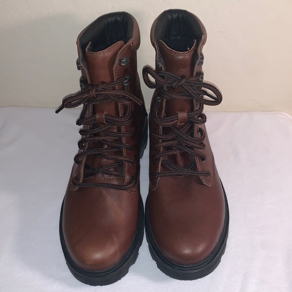 SOREL LENNOX LACE BRAND NEW SIZE 10.5 GORGEOUS LEATHER WATERPROOF BOOTS - Picture 2 of 14